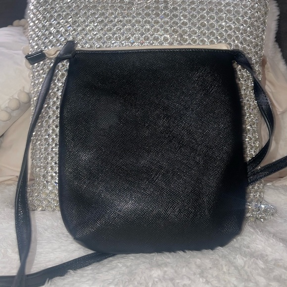 Black and White Crossbody Bag - Picture 2 of 4